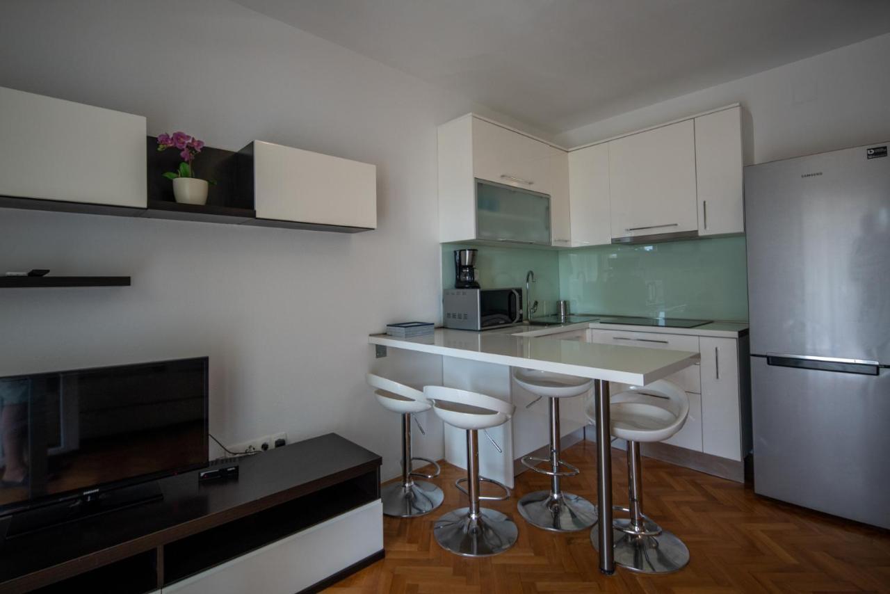 Apartmani Mara Pakoštane Zewnętrze zdjęcie