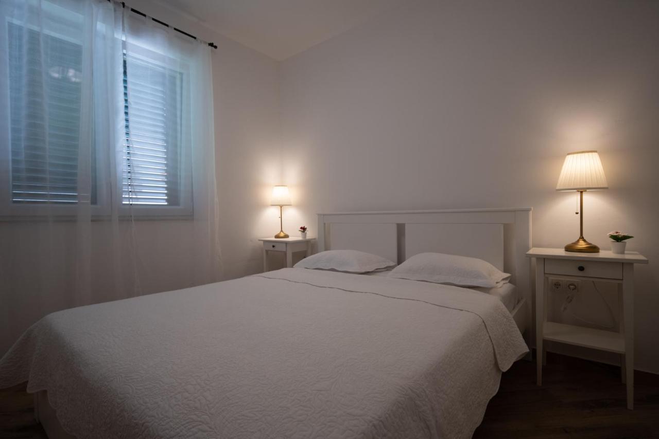 Apartmani Mara Pakoštane Zewnętrze zdjęcie