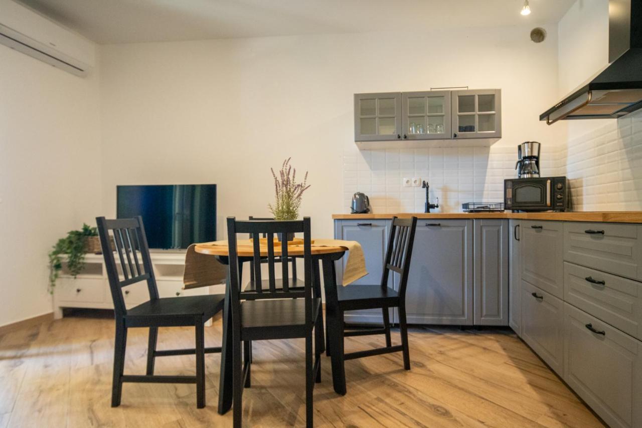 Apartmani Mara Pakoštane Zewnętrze zdjęcie