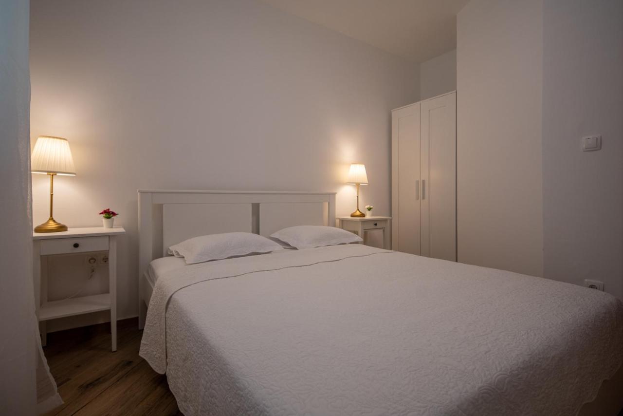 Apartmani Mara Pakoštane Zewnętrze zdjęcie