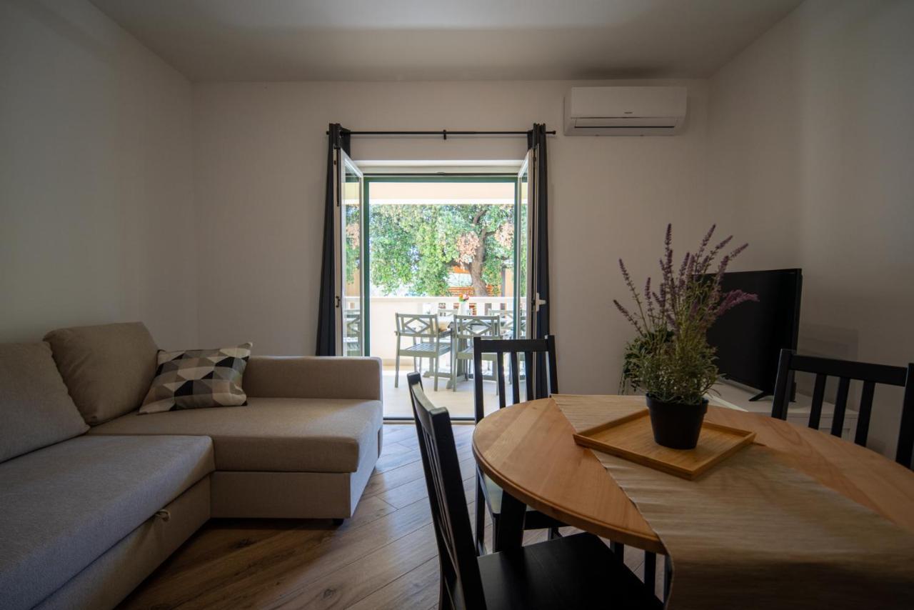 Apartmani Mara Pakoštane Zewnętrze zdjęcie