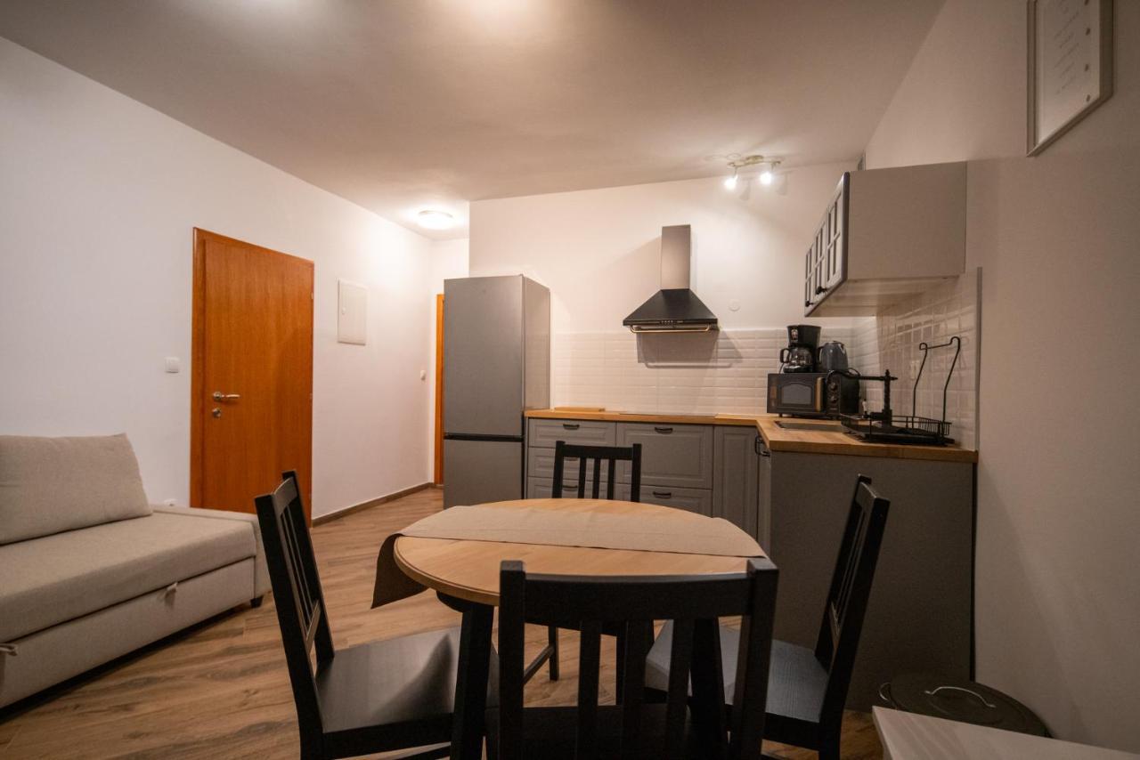 Apartmani Mara Pakoštane Zewnętrze zdjęcie